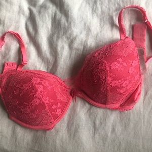Victoria’s Secret Bra Pink Lace